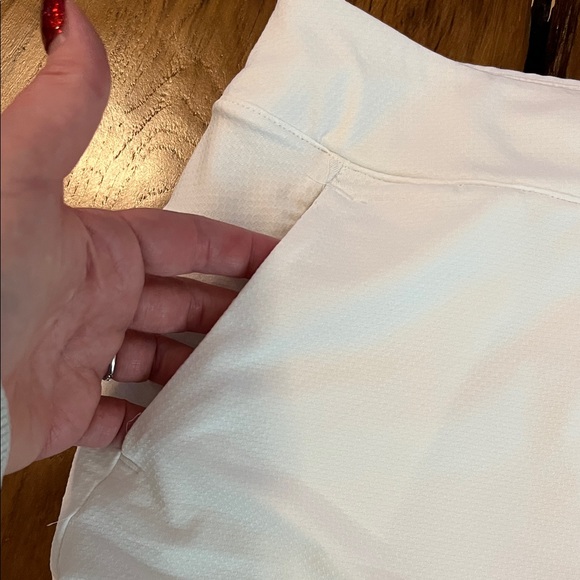 Nike White Women's Skort - Picture 4 of 7